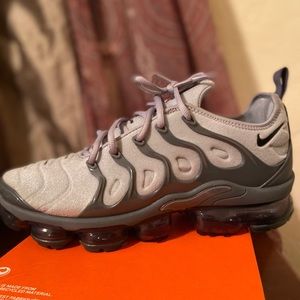 Nike vapor max plus 8 1/2